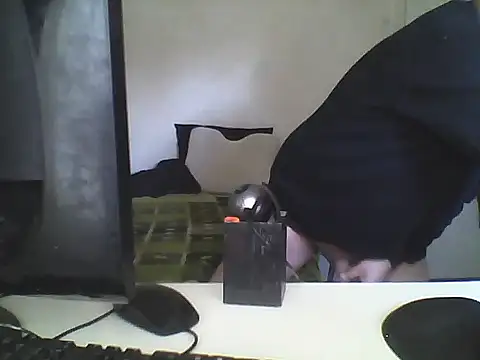 oopsxx online show from February 17, 2:37 pm