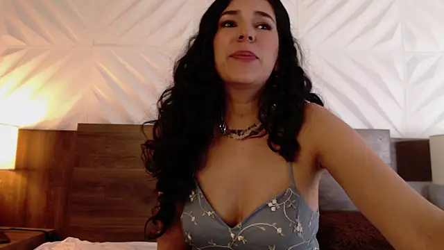 selem hadid online show from February 25, 8:51 pm