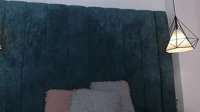 selem hadid online show from March 8, 6:37 pm