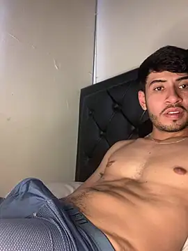 tom thick online show from March 25, 5:19 pm