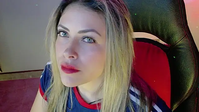 Natalia Montoya online show from November 7, 9:59 pm