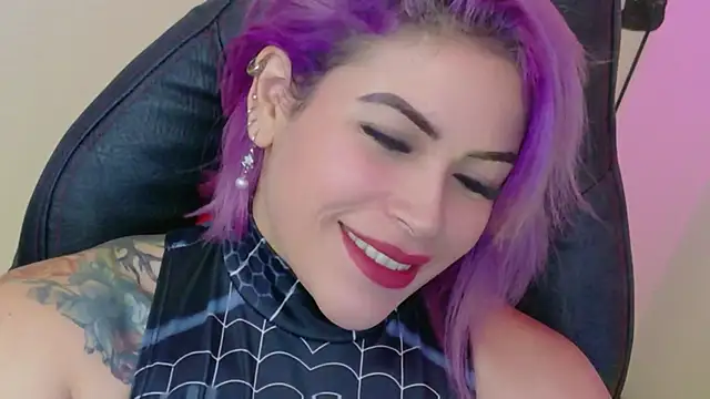 Natalia Montoya online show from June 12, 6:34 am