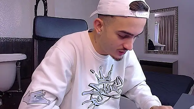 BrandonTate online show from November 14, 8:13 am