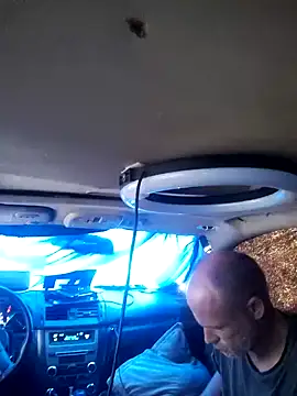 Snapshot of FloppyPickle4u chatting on February 5, 9:40 pm FloppyPickle4u online show from February 5, 9:40 pm