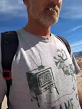 Snapshot of FloppyPickle4u chatting on February 8, 8:10 pm FloppyPickle4u online show from February 8, 8:10 pm