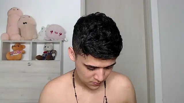 kaiine190 online show from November 13, 7:40 am