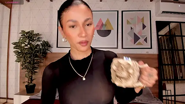 LunaRuso online show from September 20, 7:59 pm