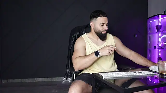 mattmasterss online show from May 3, 10:38 pm