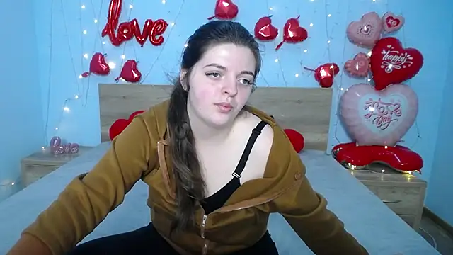 PamDares online show from February 8, 12:50 pm