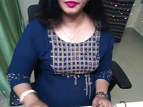 Snapshot of Arushisingh8888 chatting on November 15, 1:18 pm Arushisingh8888 online show from November 15, 1:18 pm