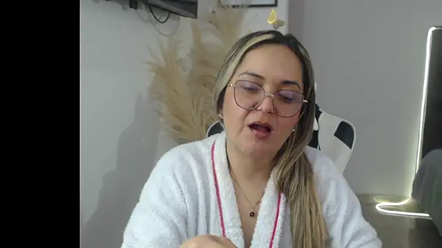 samy vsn online show from January 11, 7:30 pm