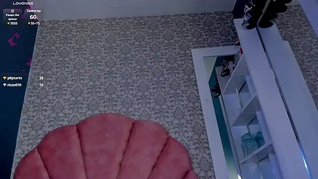 Samantha cp  online show from March 19, 3:29 pm