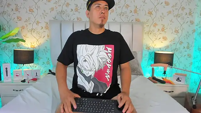 Liana Asaff online show from February 12, 1:41 am