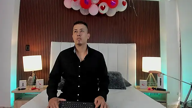 Liana Asaff online show from February 21, 7:21 pm