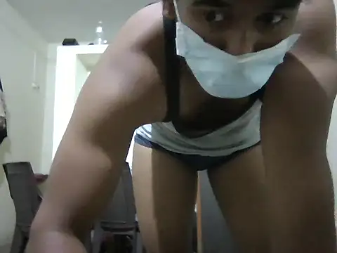 Snapshot of 2003vickey chatting on March 1, 6:21 pm 2003vickey online show from March 1, 6:21 pm