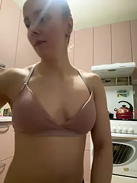 Snapshot of AlisaKissss chatting on January 9, 7:50 pm AlisaKissss online show from January 9, 7:50 pm