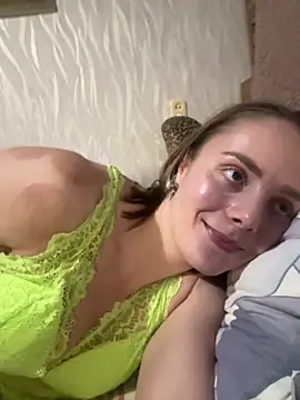 Snapshot of AlisaKissss chatting on January 28, 8:47 pm AlisaKissss online show from January 28, 8:47 pm