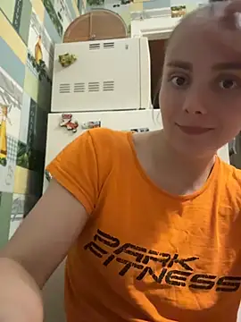 Snapshot of AlisaKissss chatting on May 8, 7:52 pm AlisaKissss online show from May 8, 7:52 pm