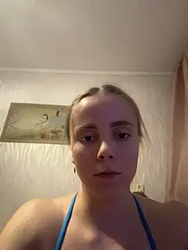 Snapshot of AlisaKissss chatting on May 18, 7:09 pm AlisaKissss online show from May 18, 7:09 pm