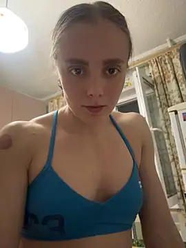 Snapshot of AlisaKissss chatting on May 27, 6:27 pm AlisaKissss online show from May 27, 6:27 pm
