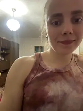 Snapshot of AlisaKissss chatting on June 15, 6:21 pm AlisaKissss online show from June 15, 6:21 pm