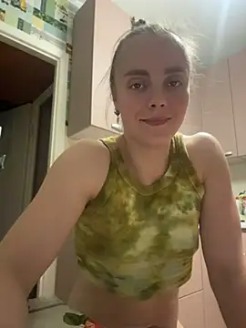 Snapshot of AlisaKissss chatting on June 20, 7:38 pm AlisaKissss online show from June 20, 7:38 pm