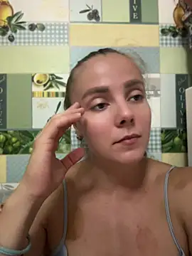 Snapshot of AlisaKissss chatting on July 31, 7:02 pm AlisaKissss online show from July 31, 7:02 pm