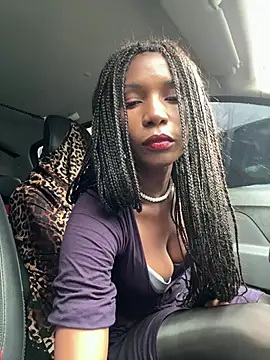 Snapshot of Shantel-Olivia chatting on July 18, 9:13 am Shantel-Olivia online show from July 18, 9:13 am