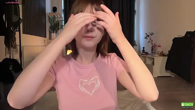 electric babe online show from November 3, 11:00 am