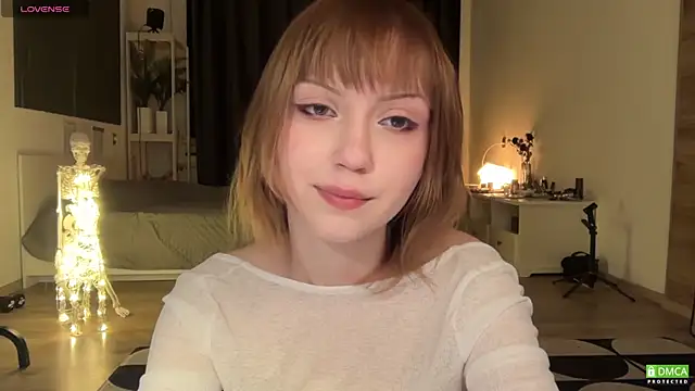 electric babe online show from December 19, 2:35 pm