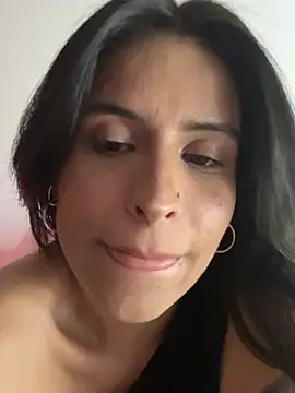 Snapshot of _elektrah chatting on July 9, 12:48 am elektrah online show from July 9, 12:48 am