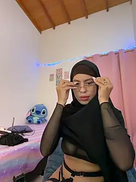 JannaNader12 online show from May 7, 11:21 pm