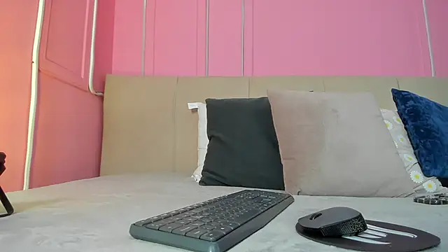 Emelyy Carter online show from September 23, 11:57 am