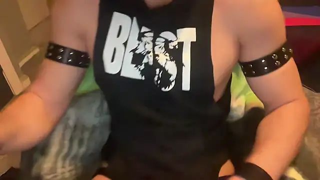 Snapshot of KinkyPlayerrr chatting on March 8, 9:08 pm KinkyPlayerrr online show from March 8, 9:08 pm