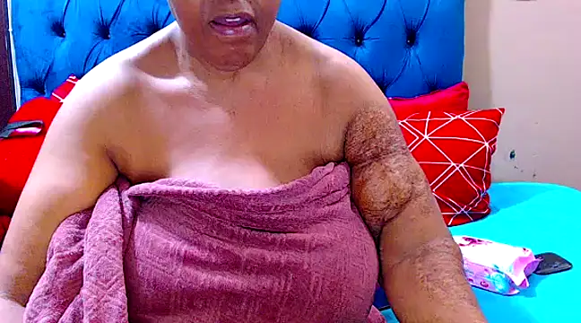 ebonycandy10 online show from March 17, 4:29 am