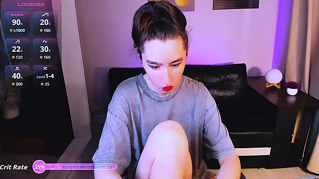 Snapshot of Lily_xBabe chatting on June 6, 2:00 pm Lily xBabe online show from June 6, 2:00 pm