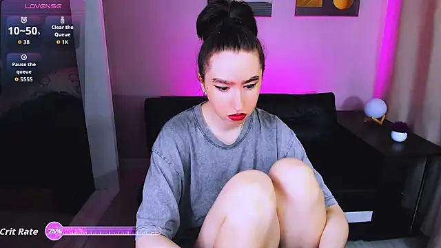 Snapshot of Lily_xBabe chatting on June 18, 1:59 pm Lily xBabe online show from June 18, 1:59 pm