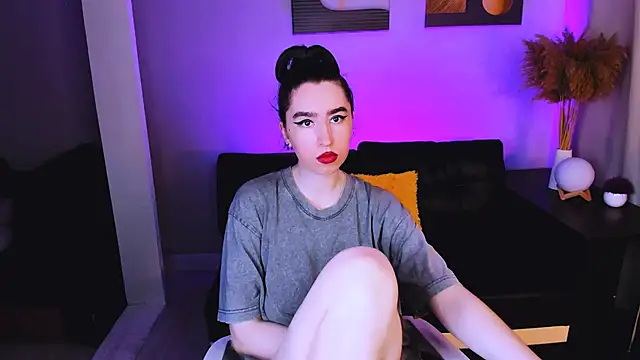 Snapshot of Lily_xBabe chatting on June 28, 2:34 pm Lily xBabe online show from June 28, 2:34 pm