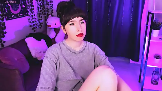 Snapshot of Lily_xBabe chatting on July 31, 1:43 pm Lily xBabe online show from July 31, 1:43 pm