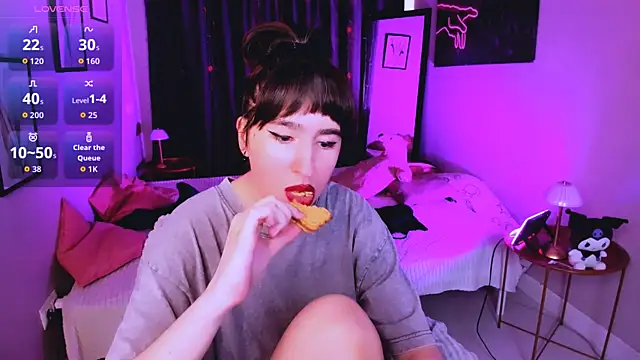 Snapshot of Lily_xBabe chatting on August 1, 1:54 pm Lily xBabe online show from August 1, 1:54 pm