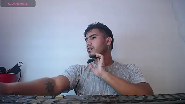 Snapshot of jaden_98_ chatting on January 30, 4:02 pm jaden 98 online show from January 30, 4:02 pm