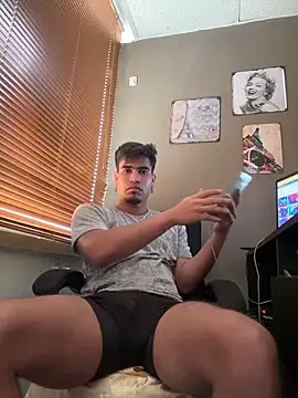 Snapshot of jaden_98_ chatting on November 17, 10:26 pm jaden 98 online show from November 17, 10:26 pm