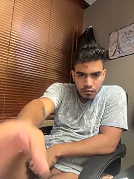 Snapshot of jaden_98_ chatting on November 29, 11:19 pm jaden 98 online show from November 29, 11:19 pm