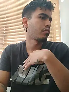 Snapshot of jaden_98_ chatting on December 13, 9:20 pm jaden 98 online show from December 13, 9:20 pm