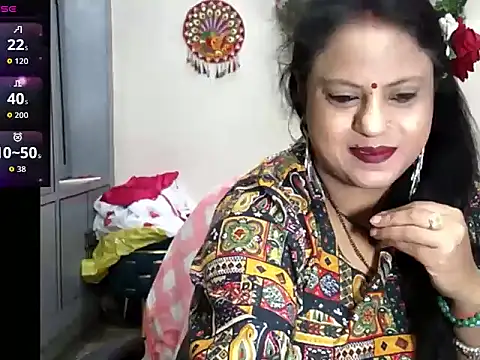 Snapshot of Sexy_komolika chatting on June 28, 3:18 pm Sexy komolika online show from June 28, 3:18 pm