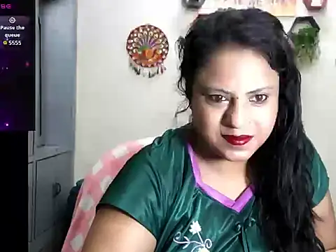 Snapshot of Sexy_komolika chatting on July 5, 12:50 am Sexy komolika online show from July 5, 12:50 am