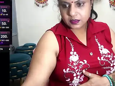 Snapshot of Sexy_komolika chatting on July 14, 9:58 am Sexy komolika online show from July 14, 9:58 am