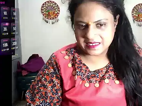 Snapshot of Sexy_komolika chatting on July 20, 5:44 am Sexy komolika online show from July 20, 5:44 am