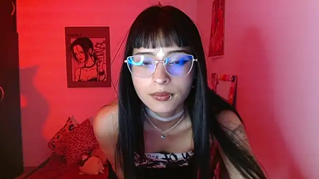 Snapshot of Kind_Scarlett chatting on February 20, 12:51 am Kind Scarlett online show from February 20, 12:51 am