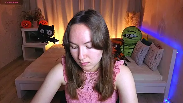 Little doll meow online show from October 24, 3:03 am